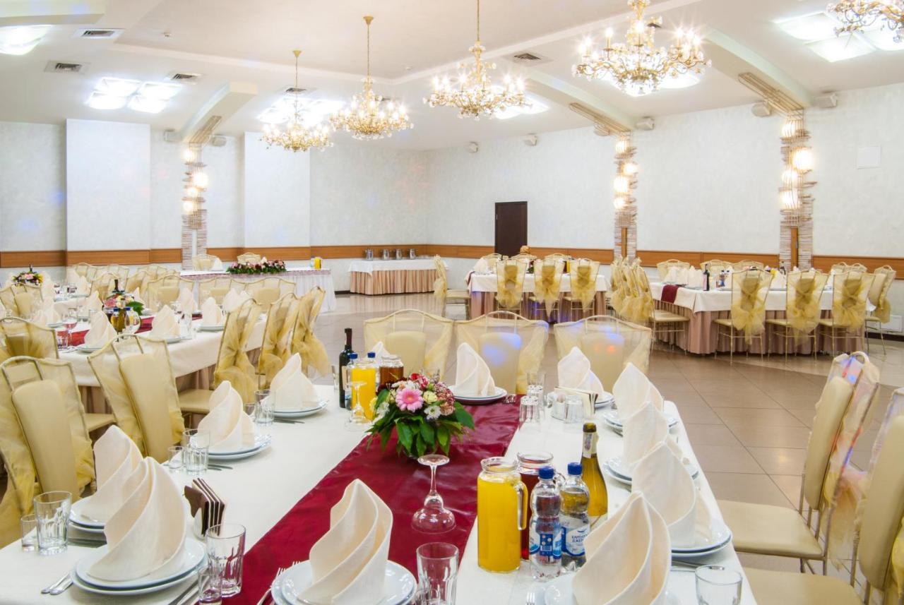 Conference Hall Irpin' Hotel Buitenkant foto
