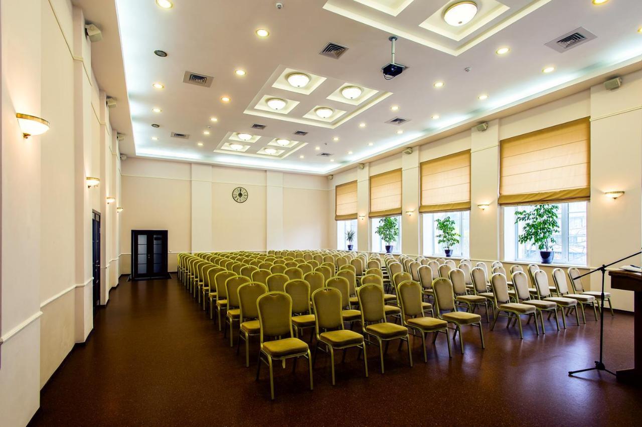 Conference Hall Irpin' Hotel Buitenkant foto